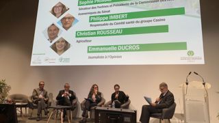 Le colloque « Santé du végétal, une seule santé et un seul monde » qui a eu lieu le 28 janvier à Paris s’est terminé par une table ronde « Comment favoriser le débat sociétal ? » ©Léna Hespel